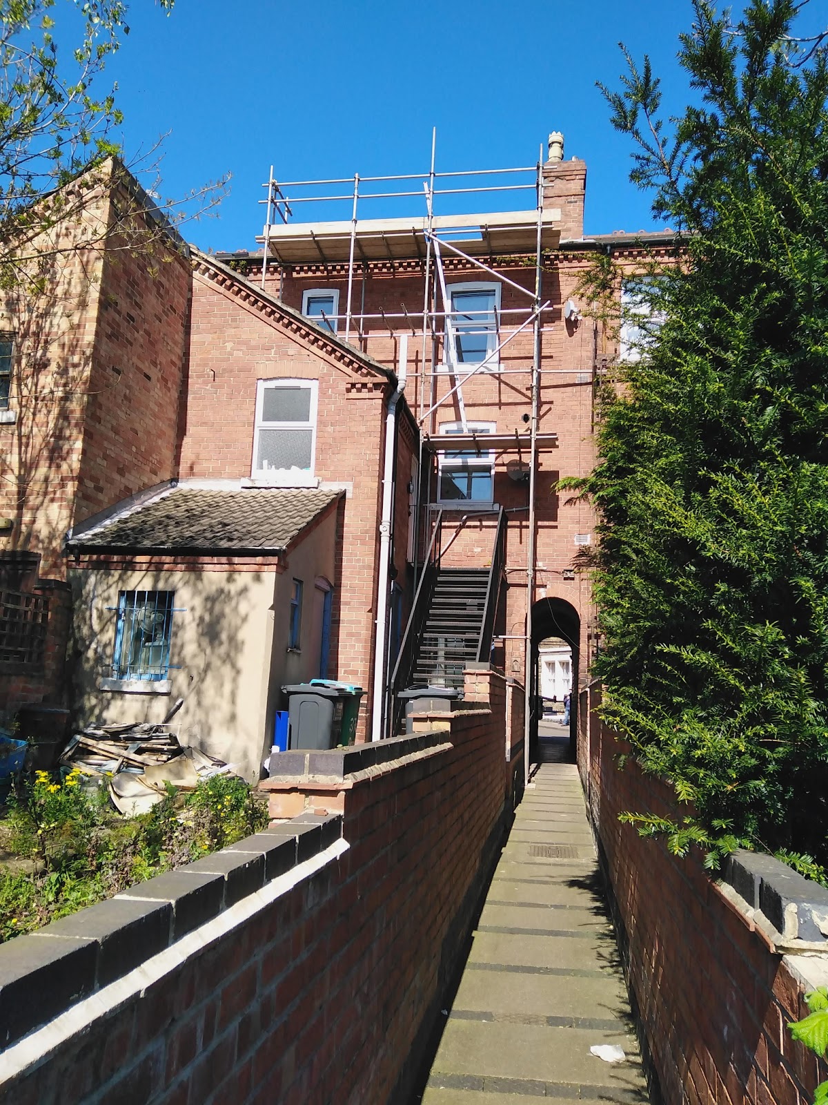 Rear elevation scaffold on a Victorian terrace
